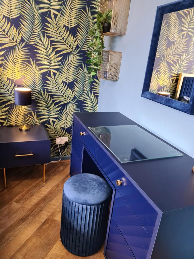 Stunning 2 Bed House Near Coastal Path/Lake/Beach Llanelli Buitenkant foto